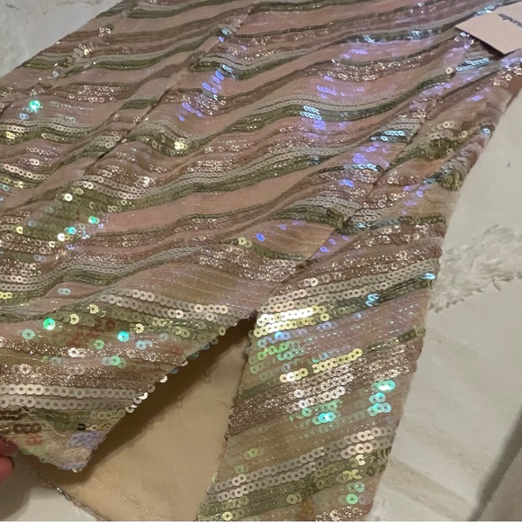 NWT Superdown’s Cicely mini multi colored sequin dress!! - Picture 7 of 12